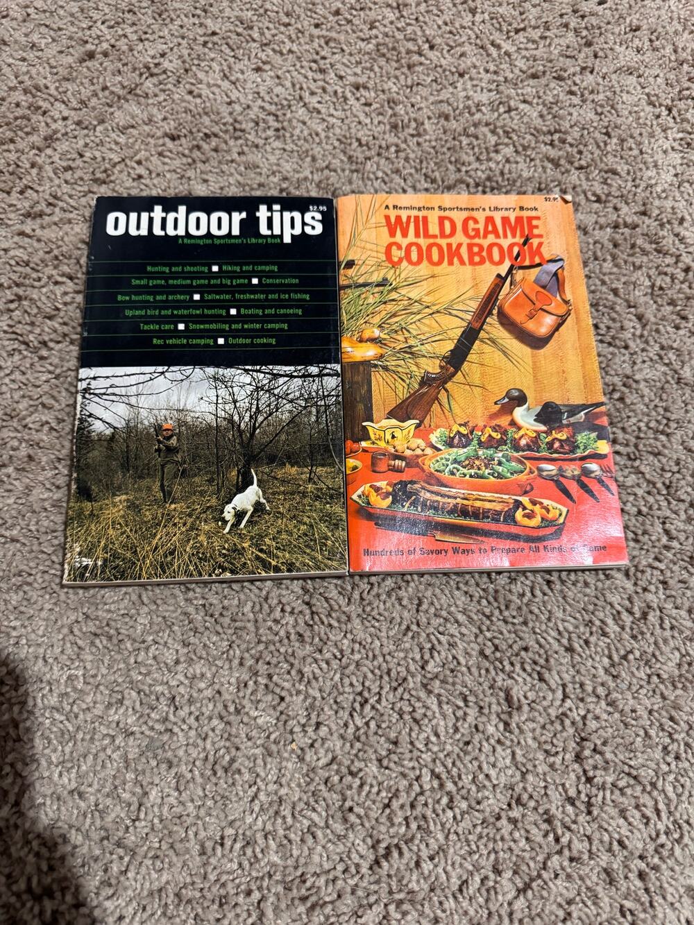 Set of 2 Vintage Remington Sportsmen's Library Books Wild Game Cookbook/Outdoor